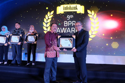 PD BPR Gemilang Raih Penghargaan dari Infobank Institute